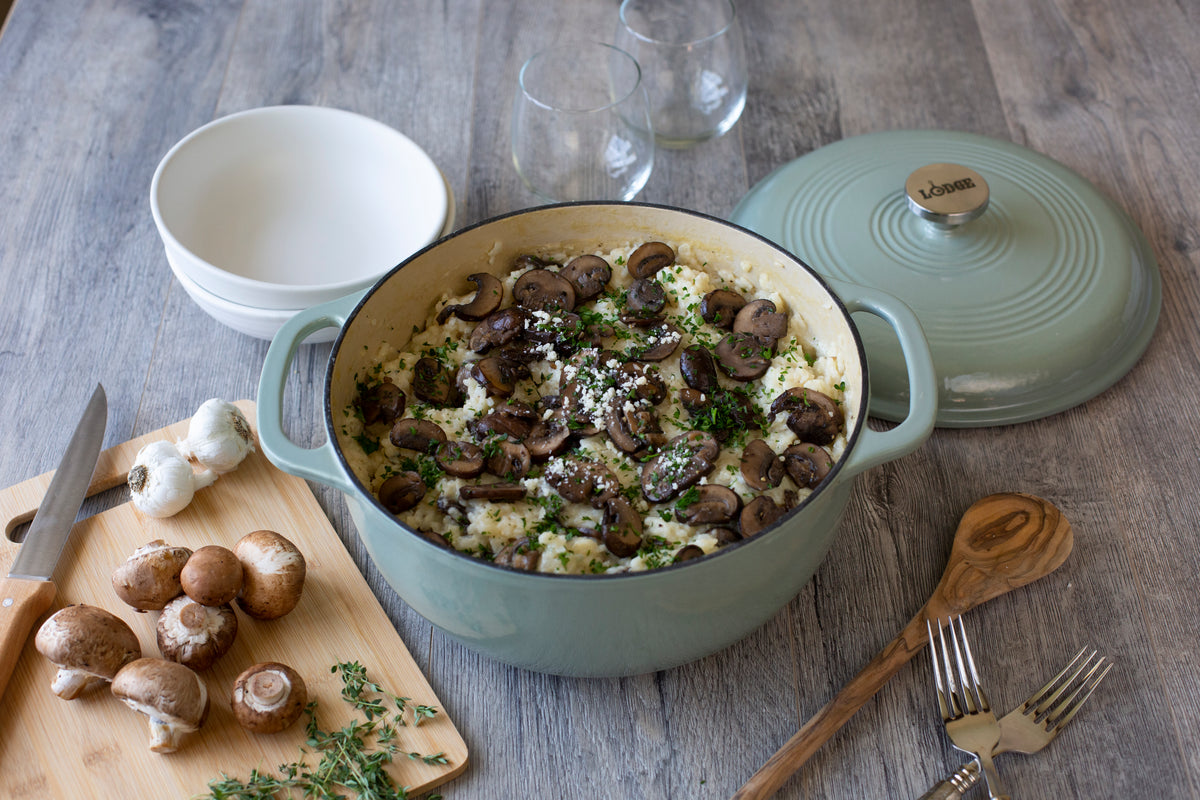 Lodge Enameled Cast Iron Dutch Oven Desert Sage 6QT