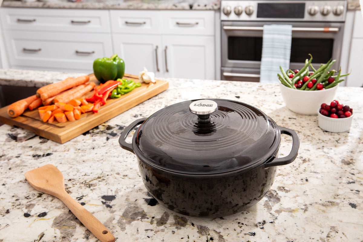 Lodge Enameled Cast Iron Dutch Oven Midnight Chrome 6QT