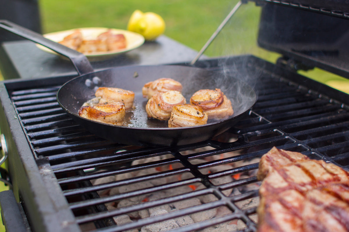 Lodge Seasoned Carbon Steel Skillet 10"